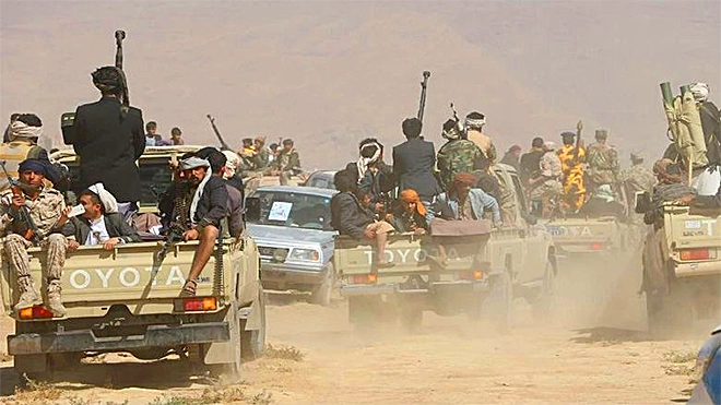 ​الحوثي يدفع بتعزيزات عسكرية كبيرة نحو الضالع